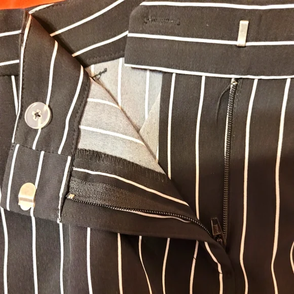 💚 Vintage Reitman's Black & White Wide Legged Striped Pants Size 5 - Picture 3 of 5